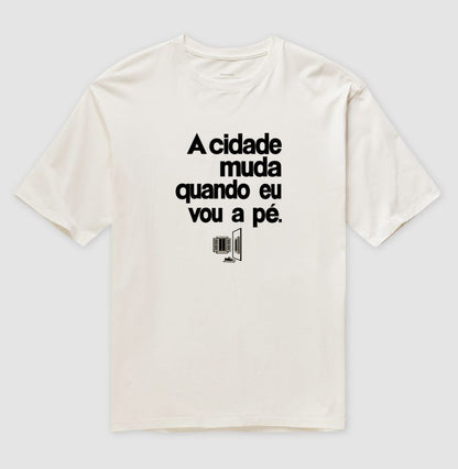 Camiseta Oversized - Outro Olhar, Off White