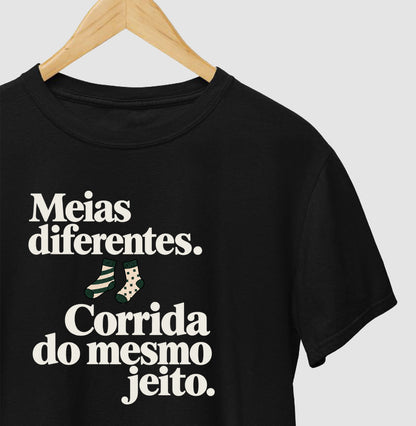 Camiseta Unissex - Par Diferente