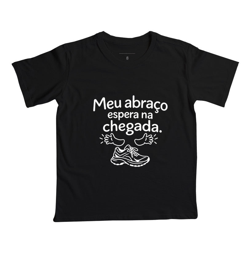 Camiseta Infantil - Abraço na Chegada — Preta