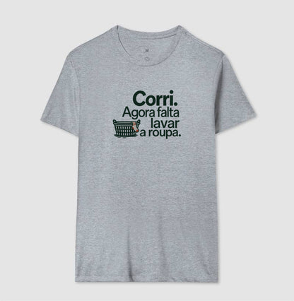 Camiseta Unissex - Roupa no Varal