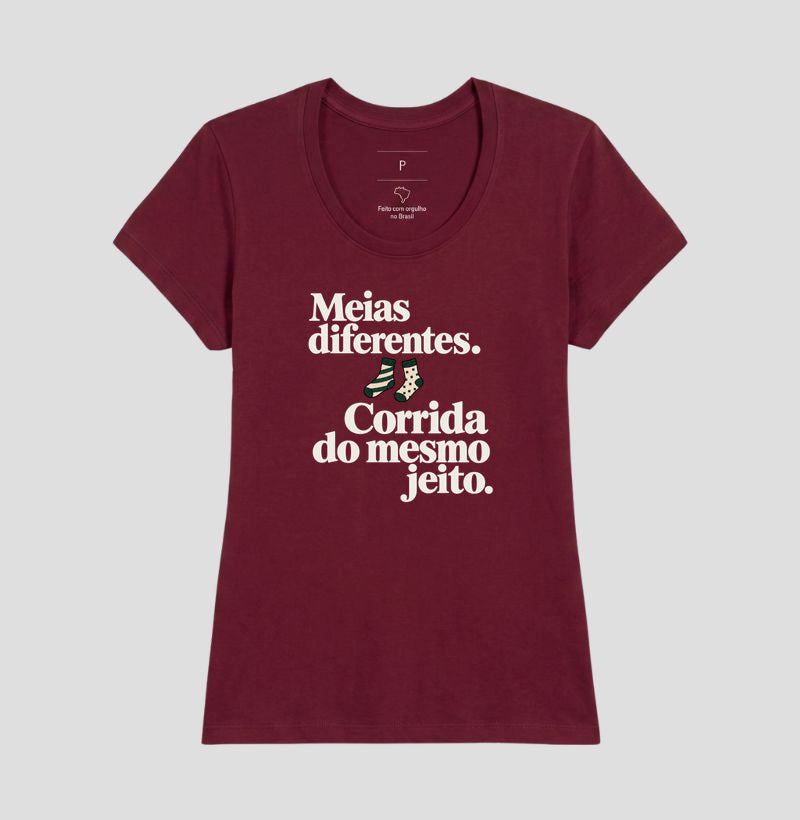 Camiseta Unissex - Par Diferente, Feminino, Bordeaux