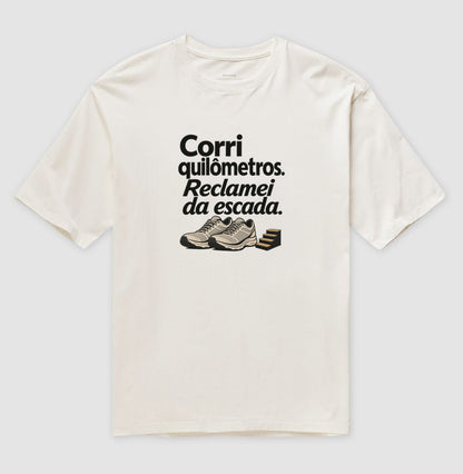 Camiseta Oversized - Escada Surpresa