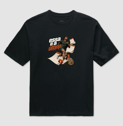 Camiseta Oversized - Inscrição Inevitável