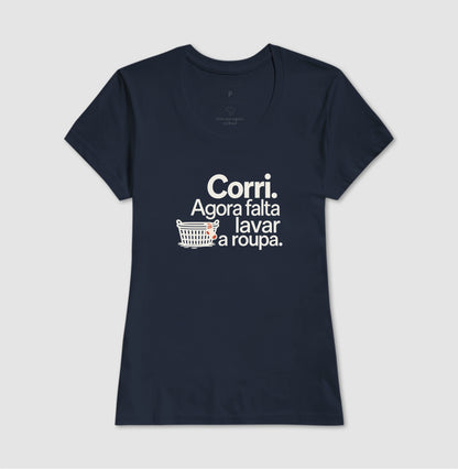 Camiseta Unissex - Roupa no Varal