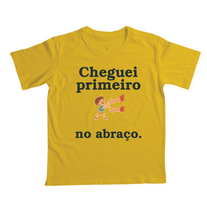 Camiseta Infantil - Primeiro no Carinho, Amarelo