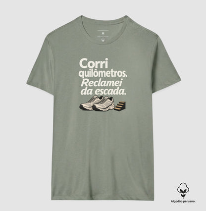 Camiseta Algodão Peruano - Escada Surpresa