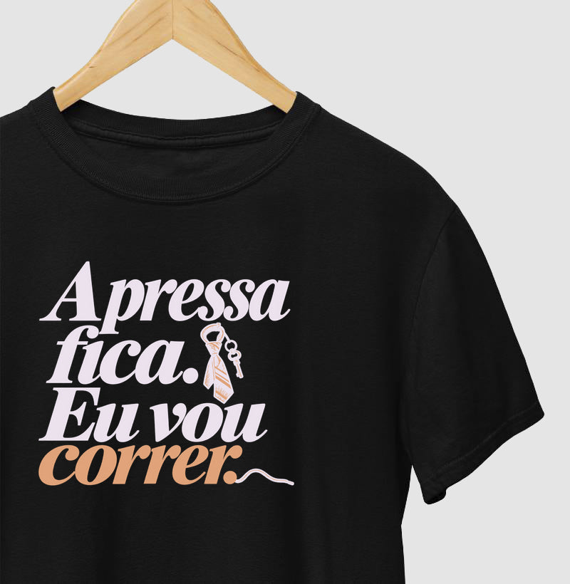 Camiseta Unissex - Pressa Pendurada