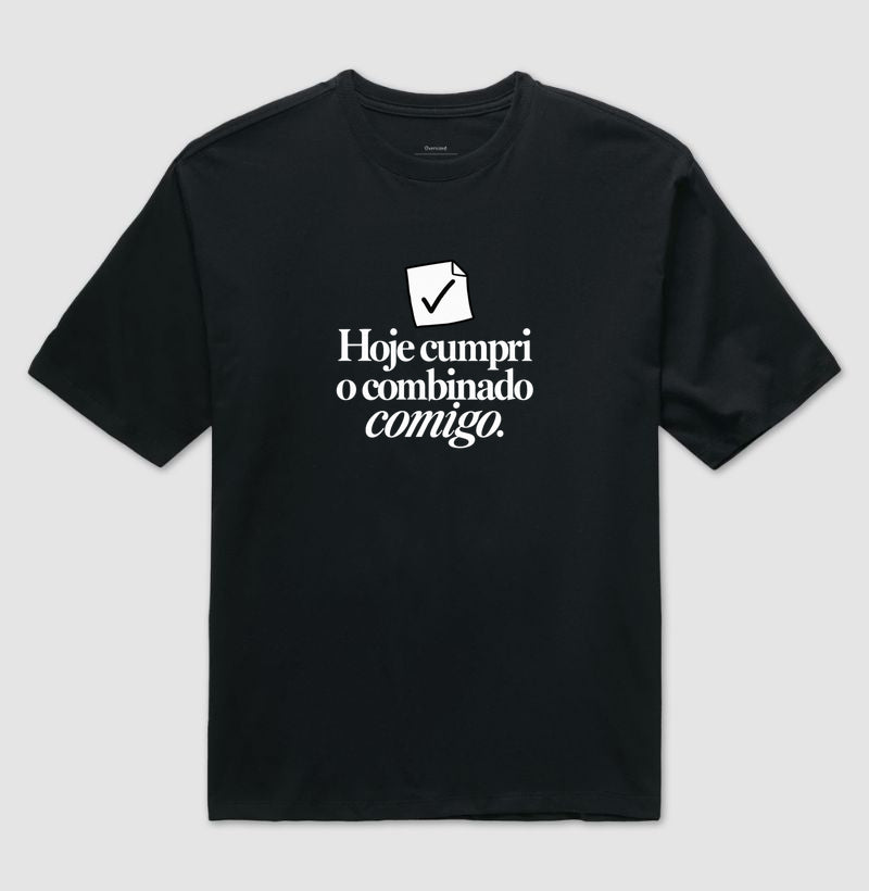 Camiseta Oversized - Pequeno Plano Cumprido