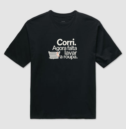 Camiseta Oversized - Roupa no Varal