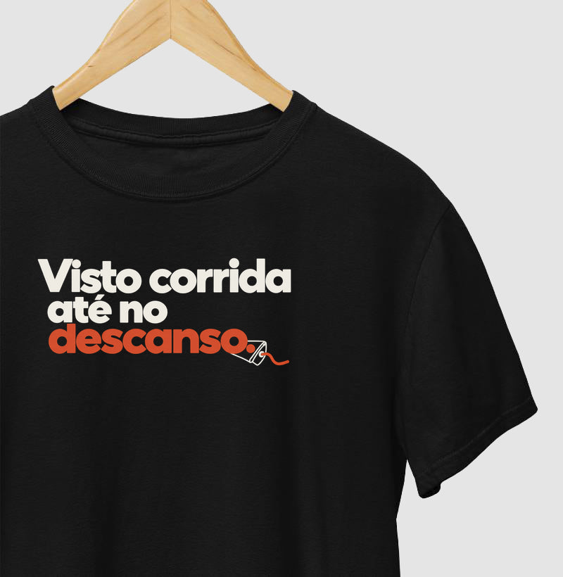 Camiseta Unissex - Corrida no Guarda-Roupa