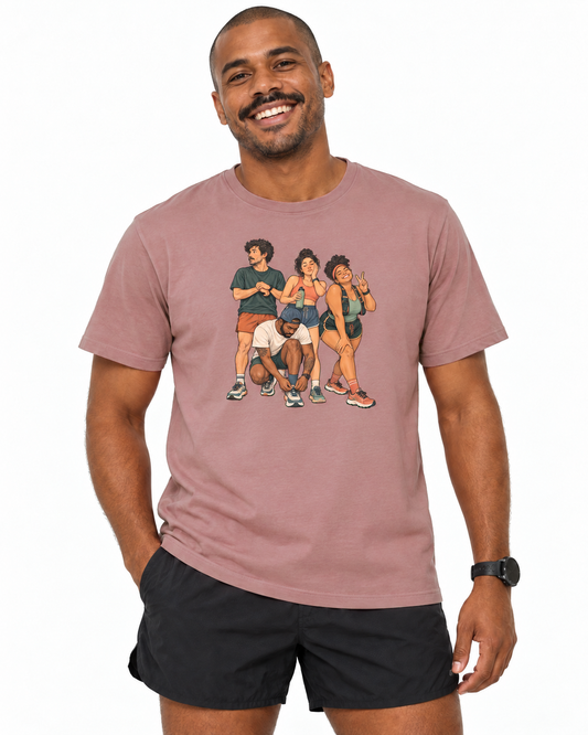 Camiseta Unissex Foto Antes da Largada — homem em fundo branco