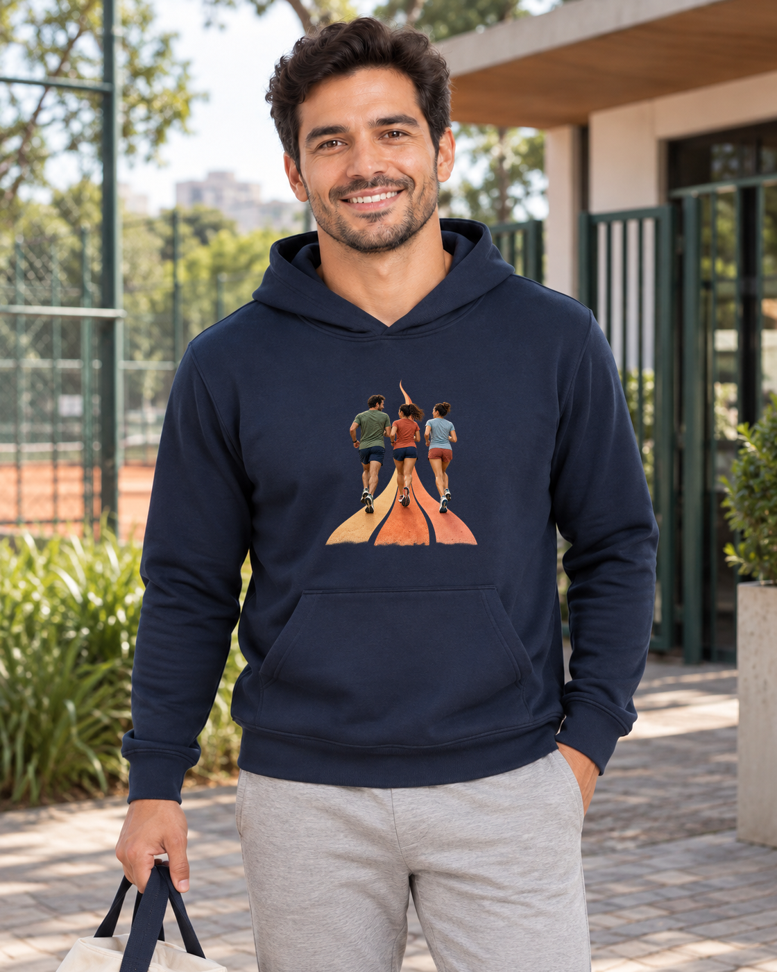 Hoodie Moletom Último Quilômetro Juntos — homem em ambiente