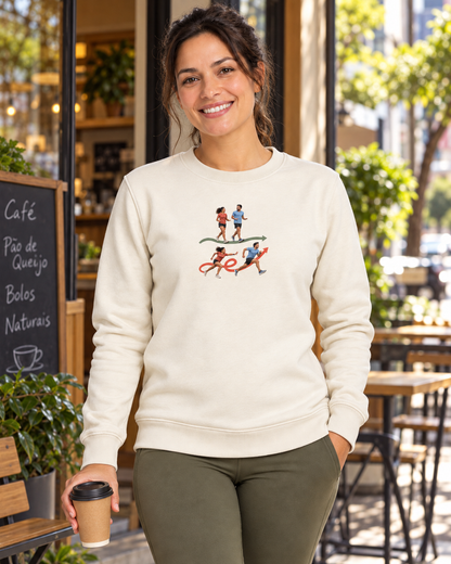 Suéter Moletom Pace Combinado — mulher em ambiente