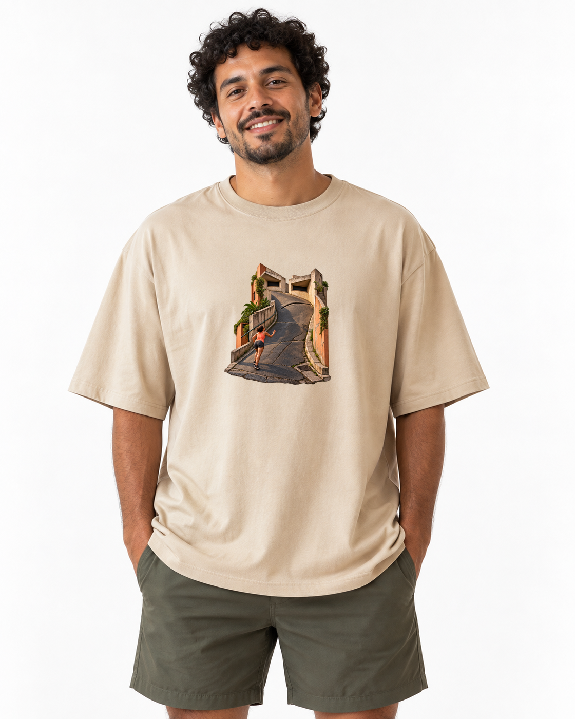 Camiseta Oversized A Ladeira Opina — homem em fundo branco