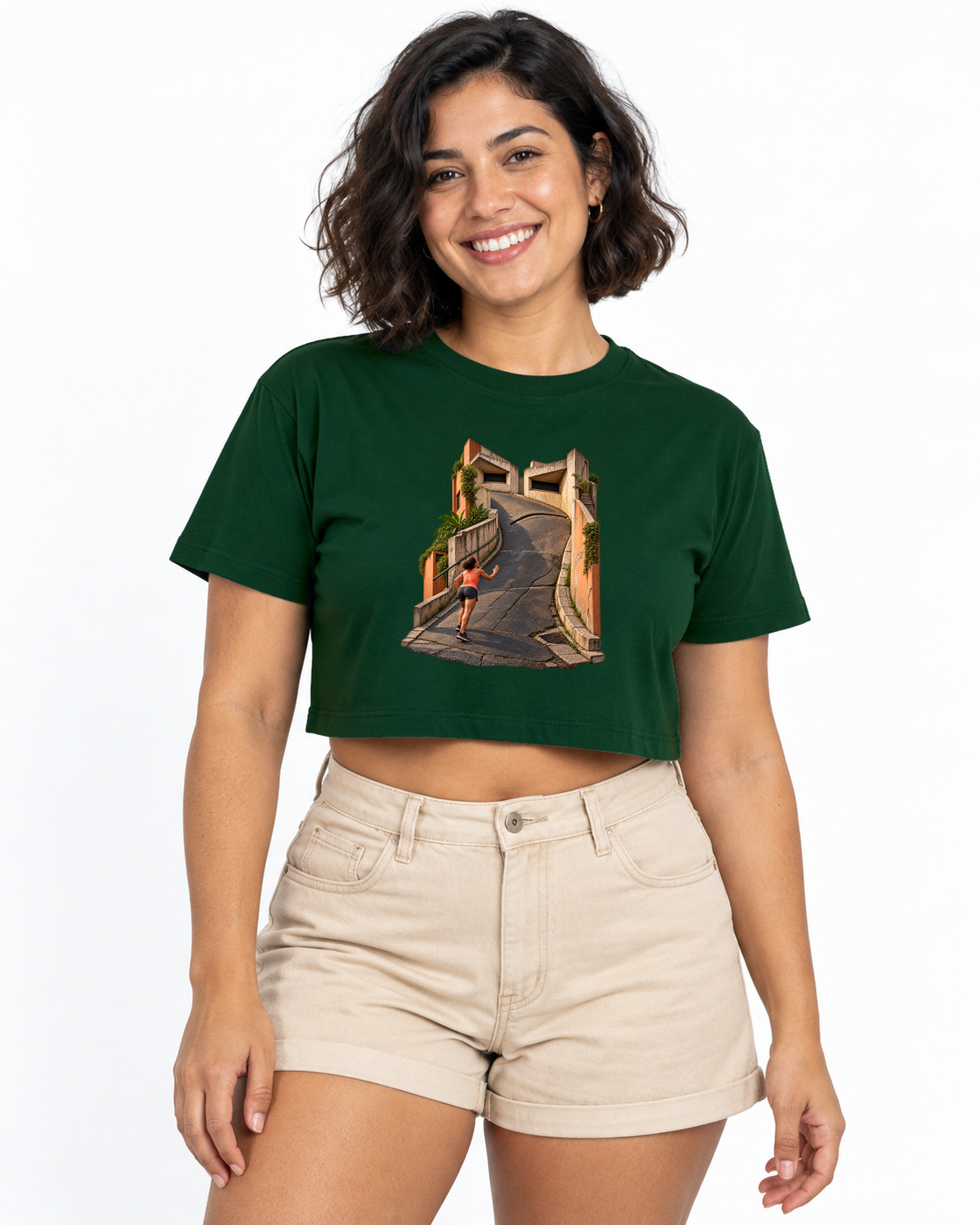 Cropped A Ladeira Opina — mulher em fundo branco