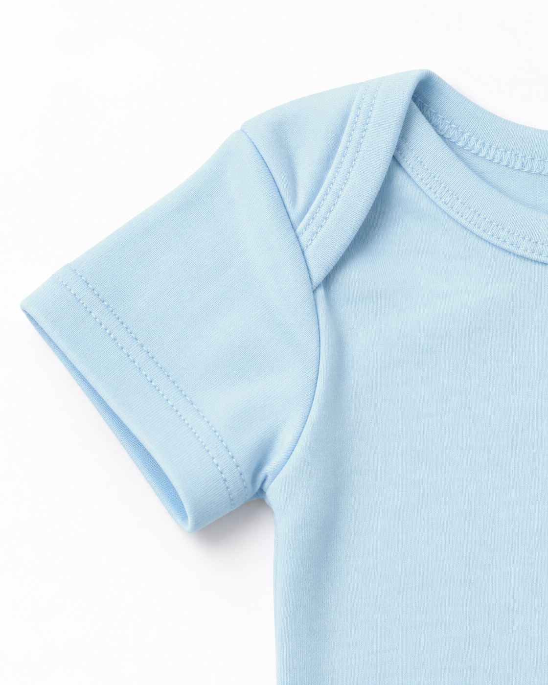 Detalhe da manga e costura do Body Infantil Azul Bebê Entrevoltas