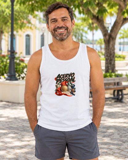 Museu de Medalhas — regata unissex Entrevoltas — modelo masculino — branca — lifestyle