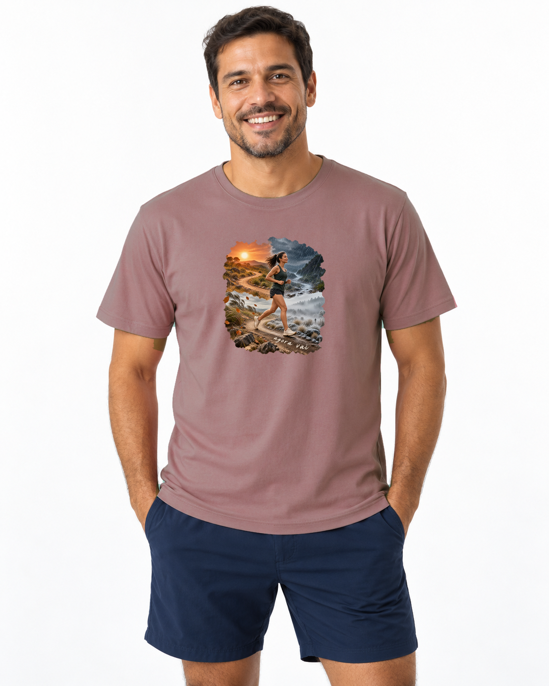 Clima Perfeito — camiseta unissex Entrevoltas — modelo masculino regular — rosa — estúdio