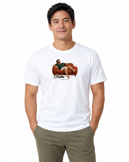 Recuperação Ativa — camiseta algodão peruano Entrevoltas — modelo masculino — branca — estúdio