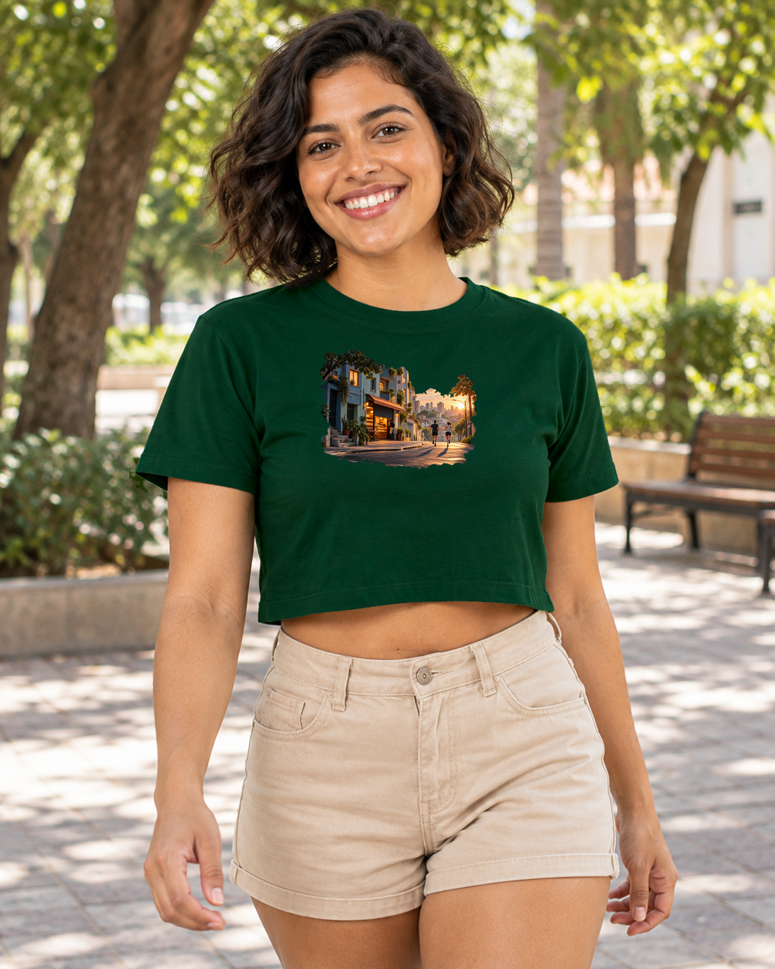 A Cidade Acorda — cropped Entrevoltas — modelo feminino — verde — lifestyle