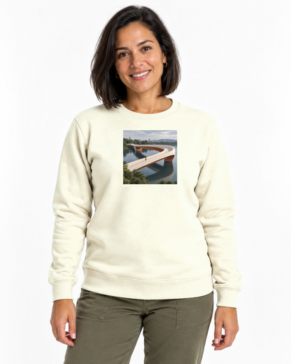 Pontes e Voltas — suéter Entrevoltas — modelo feminino — off white — estúdio