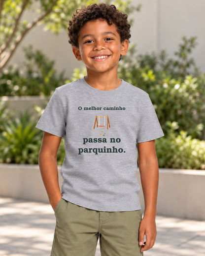 Camiseta Infantil Caminho do Parquinho — editorial IMG03