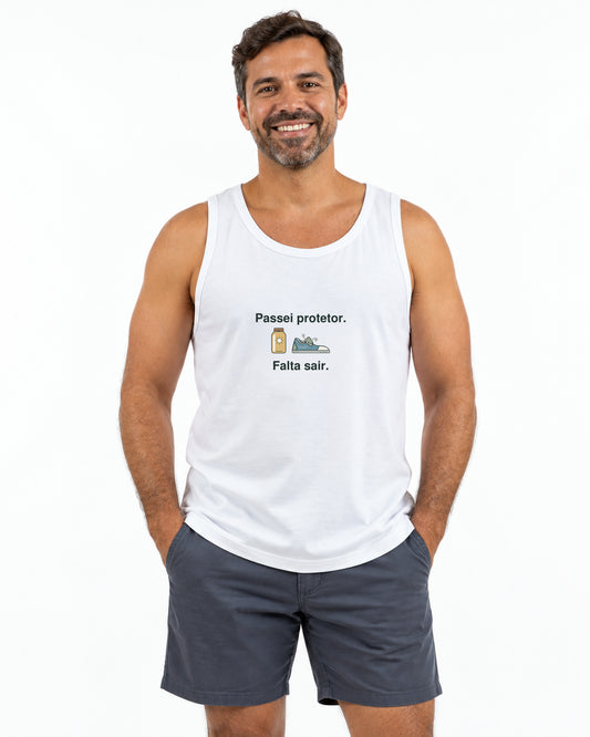 Regata Unissex - Cuidado Antes, cor Branca, estúdio