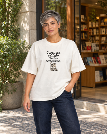 Camiseta Oversized - Relógio em Casa — editorial IMG04