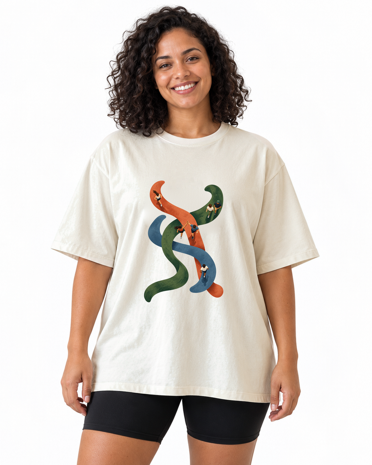 Camiseta Oversized - Rotas que se Cruzam, cor Off White, modelo feminino, estúdio