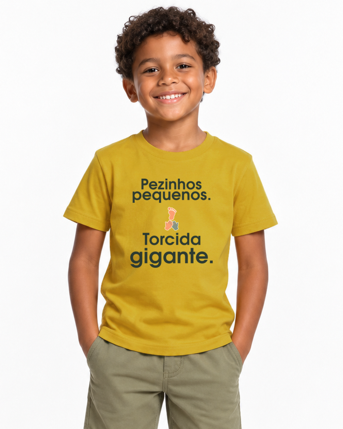 Camiseta Infantil - Torcida Pequena — foto com modelo