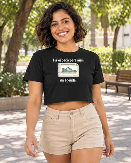 Cropped - Agenda com Espaço — foto com modelo.