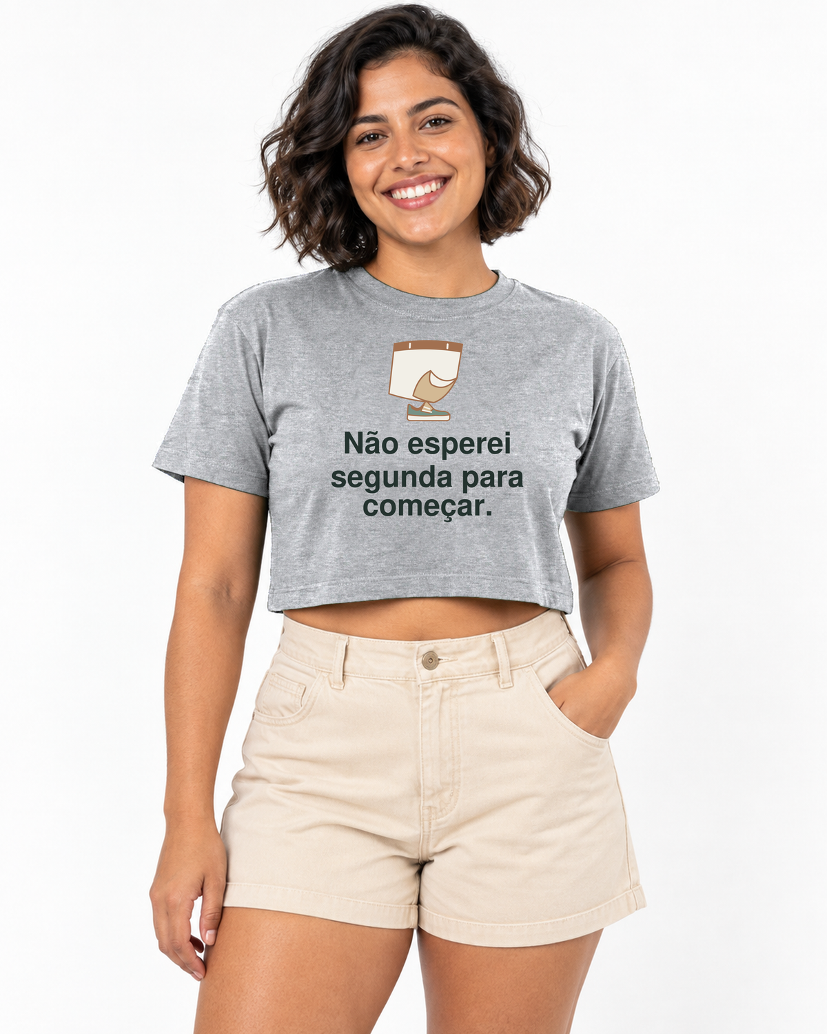 Cropped - Antes de Segunda — foto com modelo.