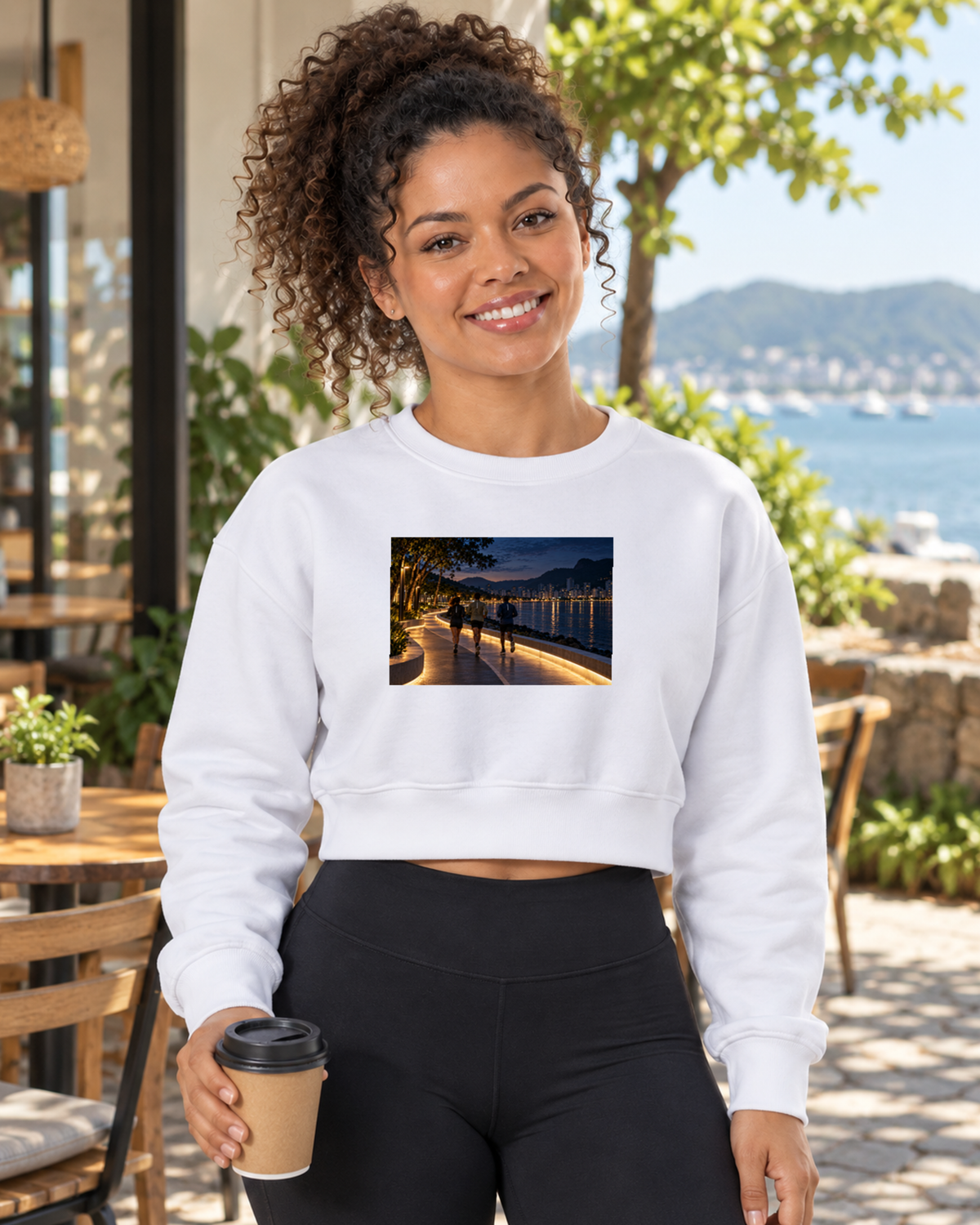Cropped Moletom - Noite Refletiva — foto com modelo