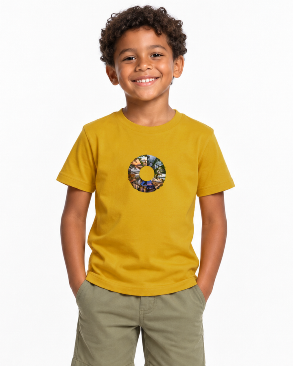 Camiseta Infantil - Um Ano em Movimento — foto com modelo