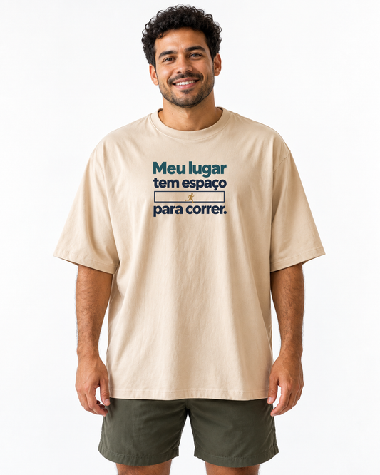 Camiseta Oversized - Lugar para Correr - IMG01 - Areia