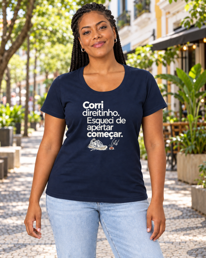 Camiseta Algodão Peruano - Botão Esquecido — foto com modelo