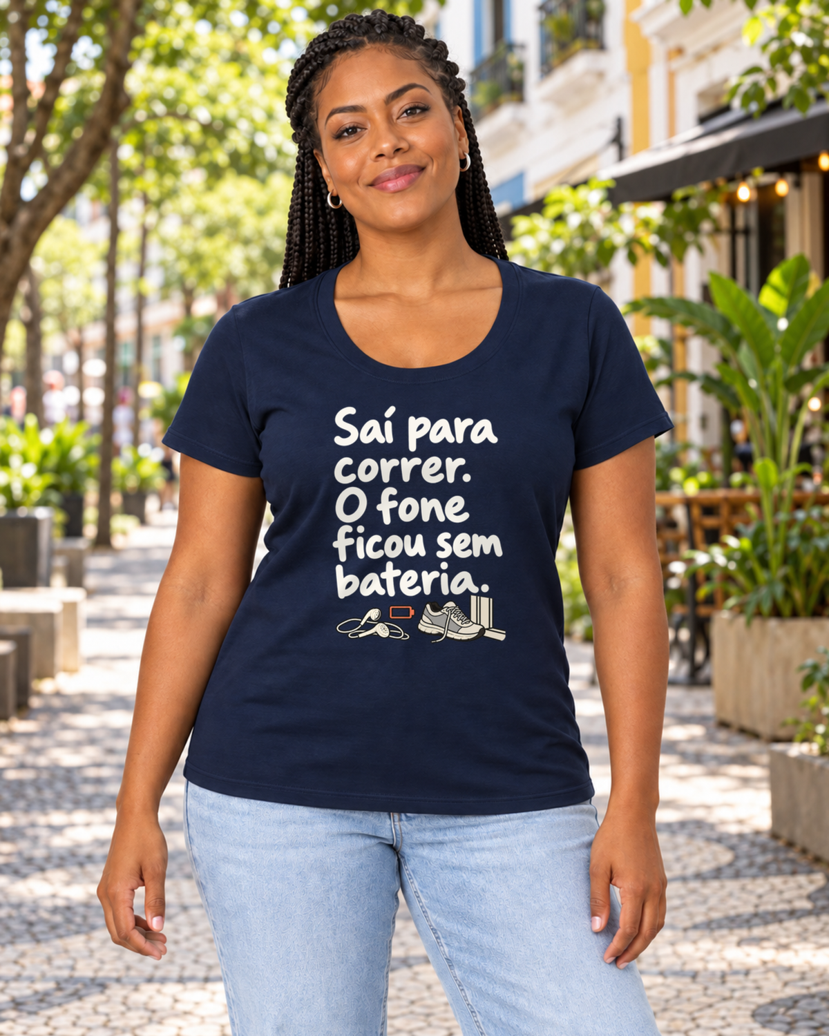 Camiseta Algodão Peruano - Fone Sem Carga — foto com modelo