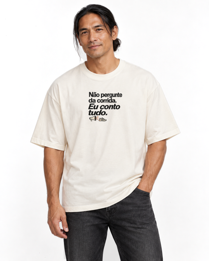 Camiseta Oversized - Cheguei no Assunto — foto com modelo