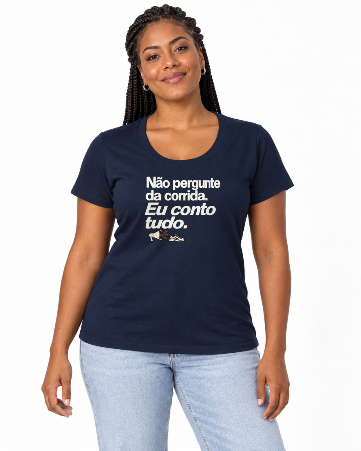 Camiseta Algodão Peruano - Cheguei no Assunto — foto com modelo