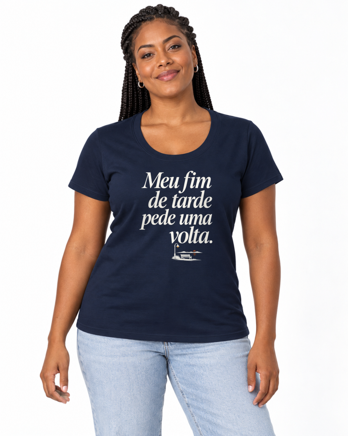 Camiseta Algodão Peruano - Noite de Esquina — foto com modelo