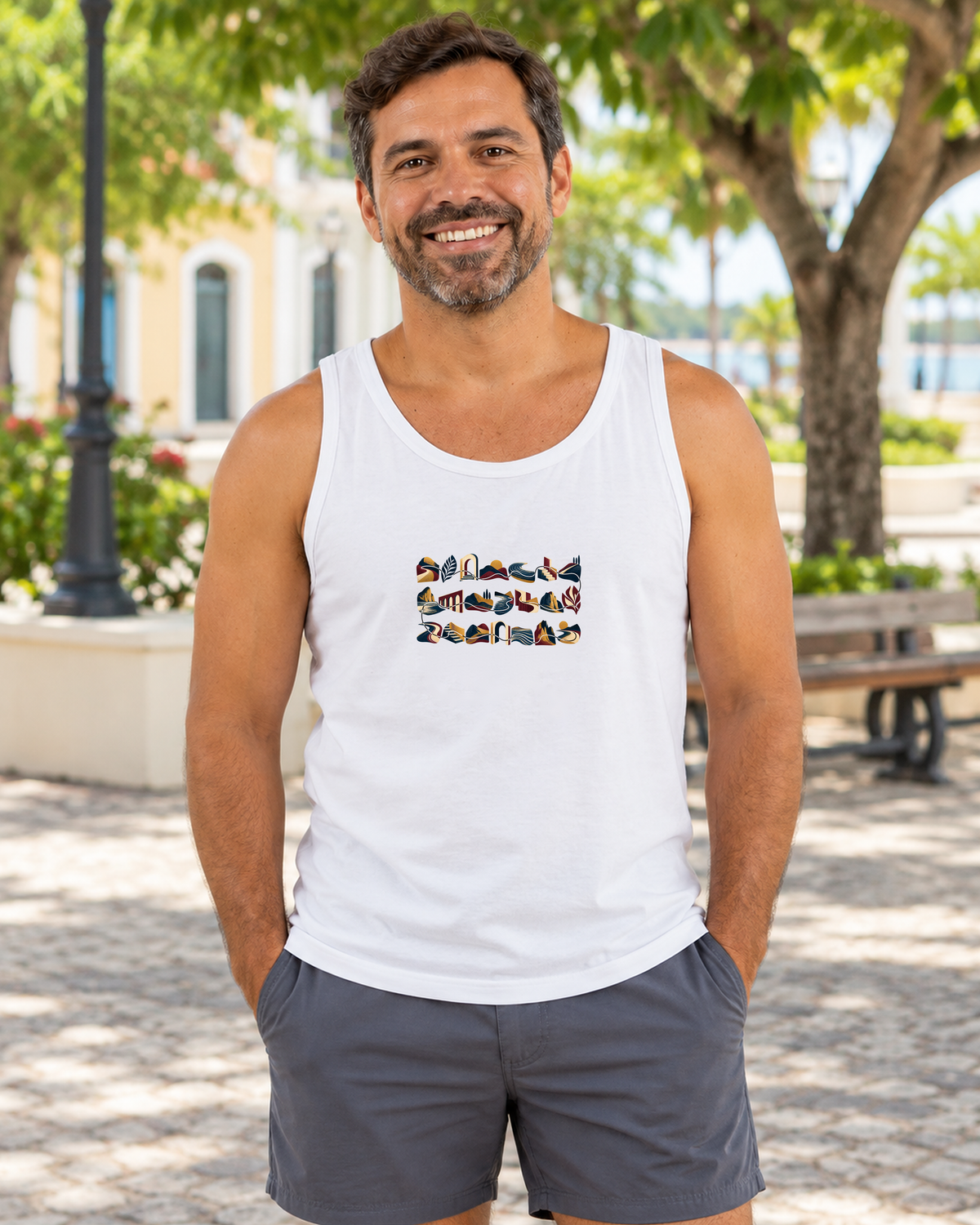 Regata Unissex - Meia História, cor Branca, modelo masculino, ambiente
