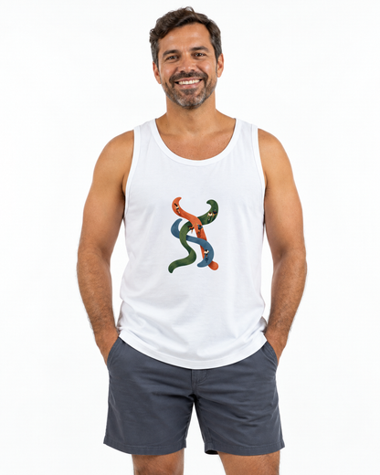Regata Unissex - Rotas que se Cruzam, cor Branca, modelo masculino, estúdio