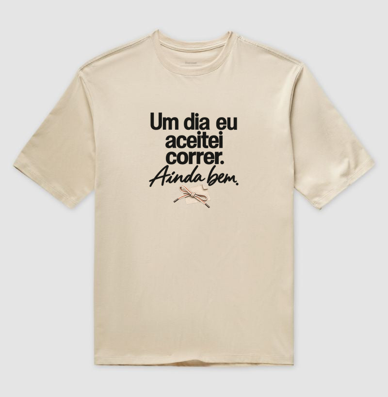 Camiseta Oversized - Primeiro Convite, Areia
