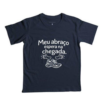 Camiseta Infantil - Abraço na Chegada — Marinho