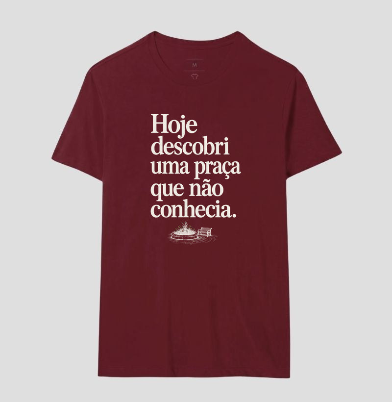 Camiseta Unissex - Praça Descoberta, Masculino, Bordeaux